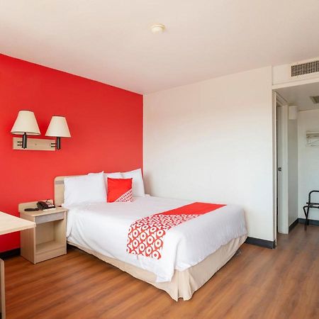 Oyo Hotel Willcox Bagian luar foto