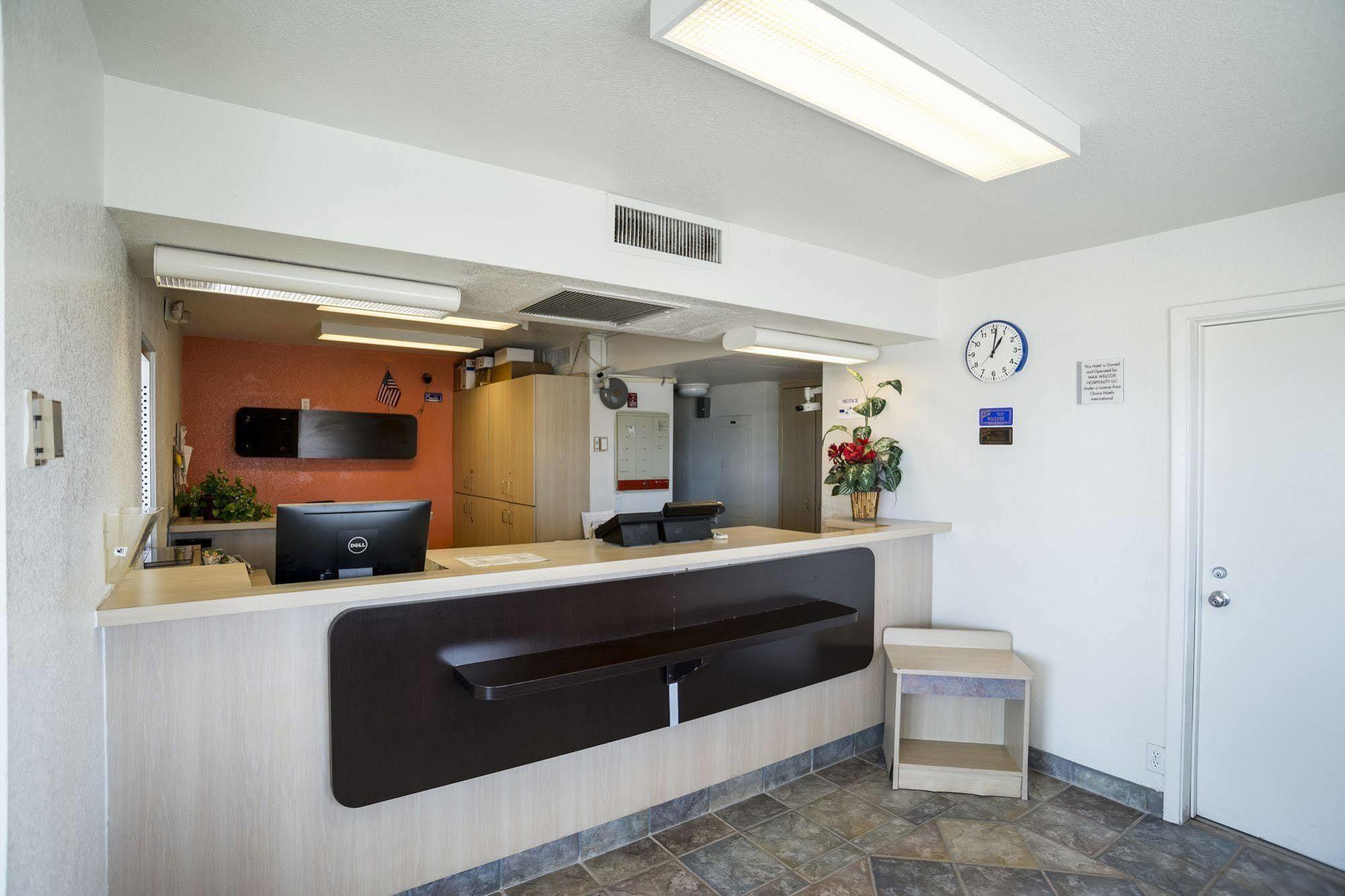 Oyo Hotel Willcox Bagian luar foto