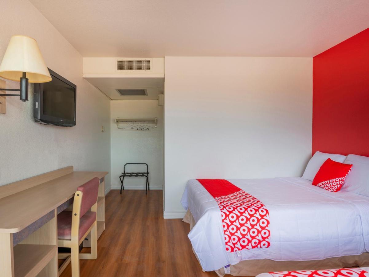 Oyo Hotel Willcox Bagian luar foto