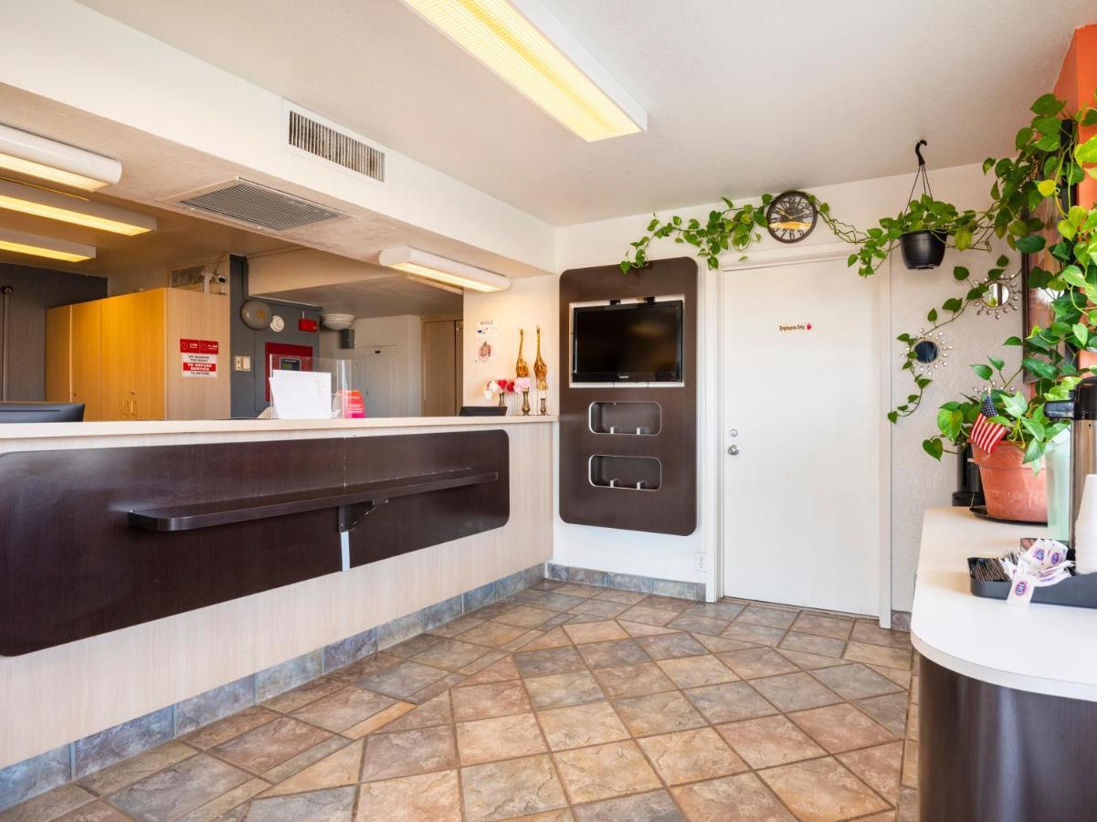 Oyo Hotel Willcox Bagian luar foto